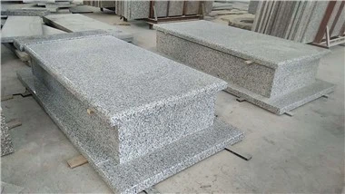 Đá hoa cương màu xám nhạt