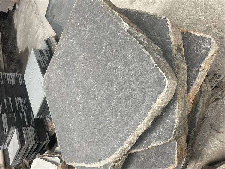 FLAMED FLAGSTONE ZHANGPU BLACK BASALT FLAMED FLAGSTONE ZHANGPU BLACK BASALT