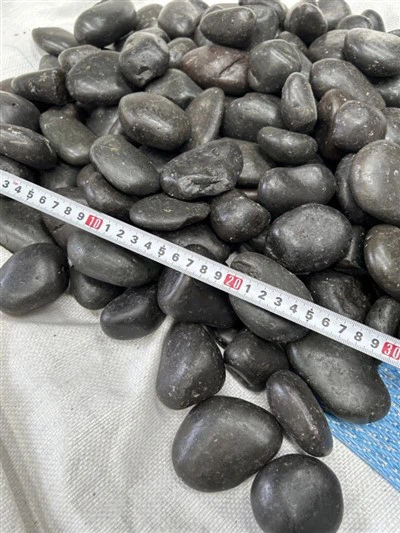 Đá cuội quanh nhà